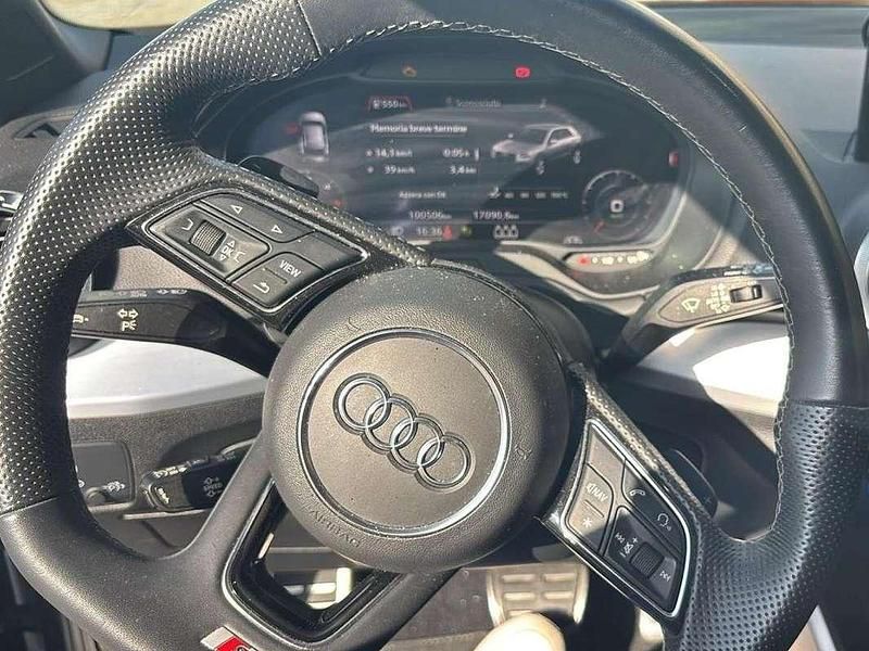 Usata Audi Q2 Ambiente 150 CV (110 kW) 2023 Blu/azzurro SUV