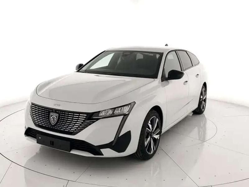 Usata Peugeot 308 Allure 131 CV (96 kW) 2024 Metallisee vernis blanc okenit Berlina