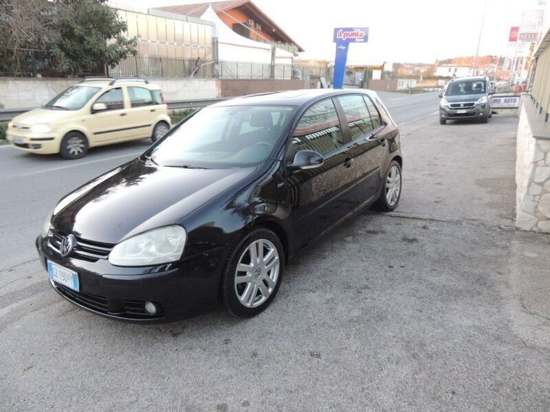 Usato 2006 VW Golf V 2.0 Diesel 140 CV (4.500 €)