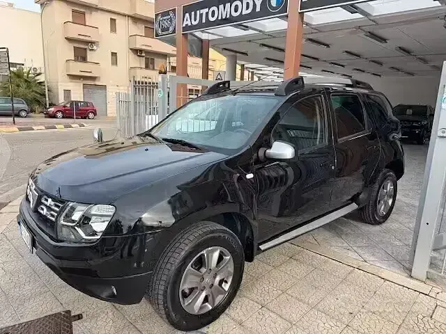 Usata Dacia Duster Prestige 110 CV (80 kW) 2015 Nero SUV