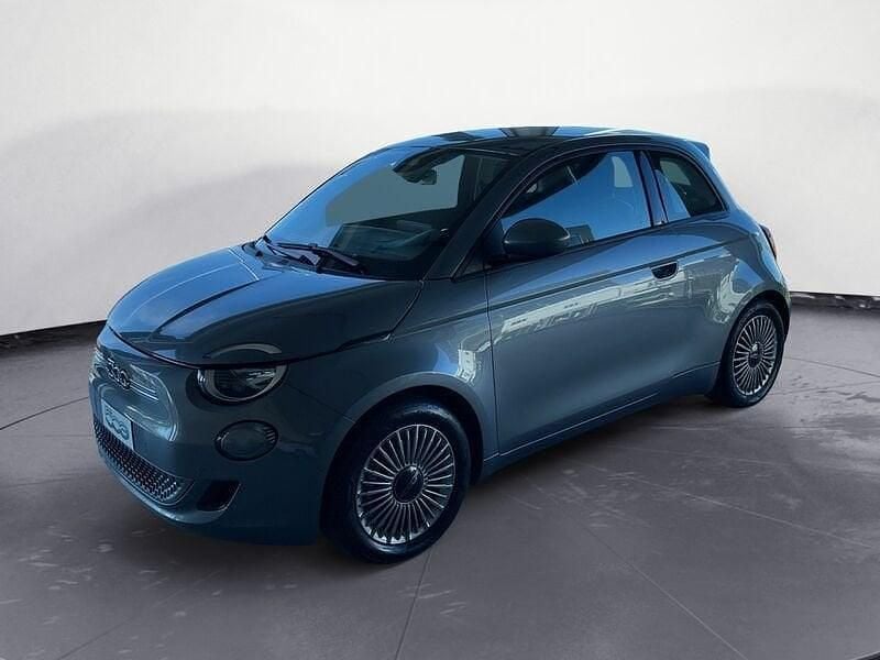 Usata Fiat 500 42 kW (58 CV) 2023 Grigio Utilitaria