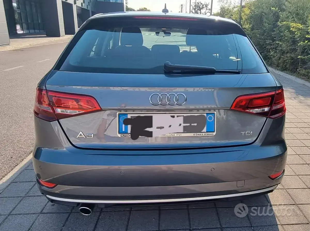 Usata Audi A3 116 CV (85 kW) 2018 Berlina