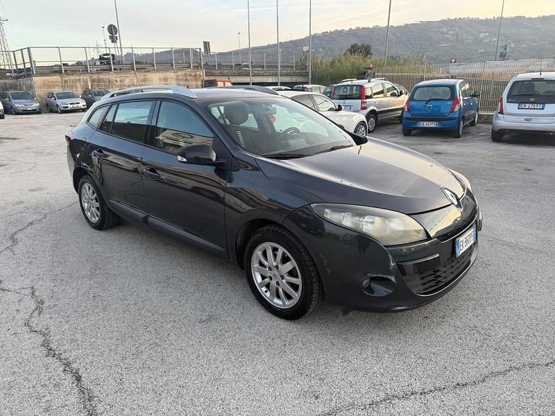 Usata Renault Mégane GT Line GT-Line 110 CV (80 kW) 2011 Grigio Station wagon