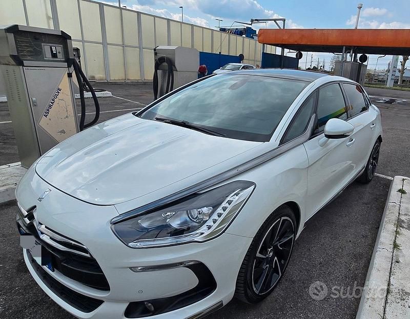 Usata Citroën DS5 So Chic 163 CV (119 kW) 2012 Bianco Utilitaria