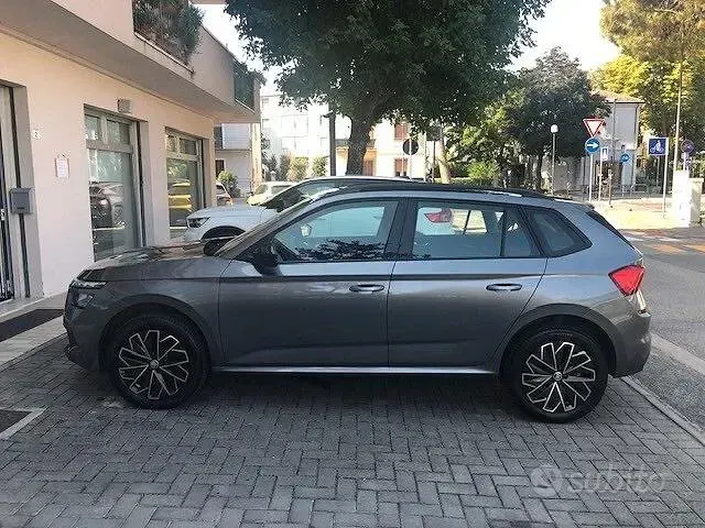 Usata Skoda Kamiq 95 CV (69 kW) 2023 Grigio SUV