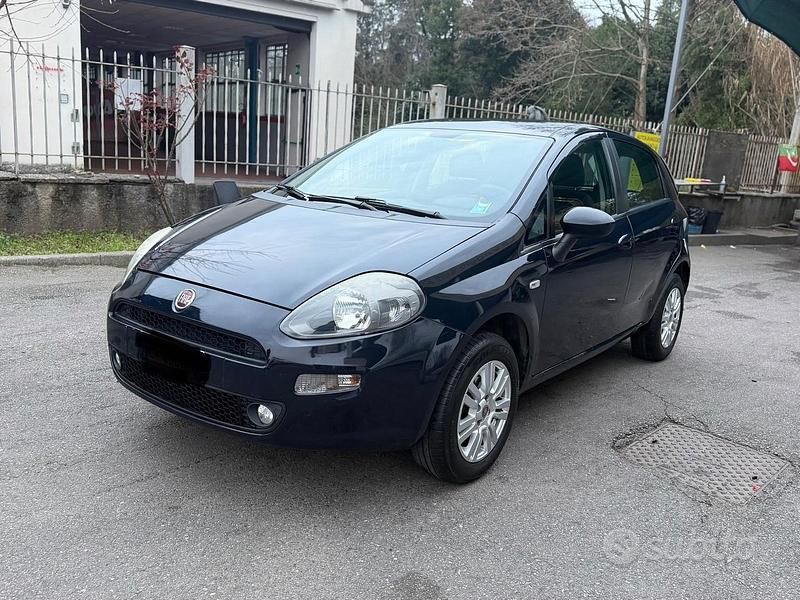 Usata Fiat Punto Street 77 CV (56 kW) 2014 Blu Utilitaria