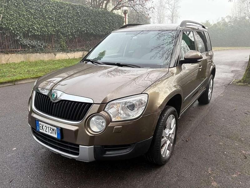 Bianco Usata 2012 Skoda Yeti Elegance SUV | 6900 € (Ottimo prezzo) - Immagine 1/4