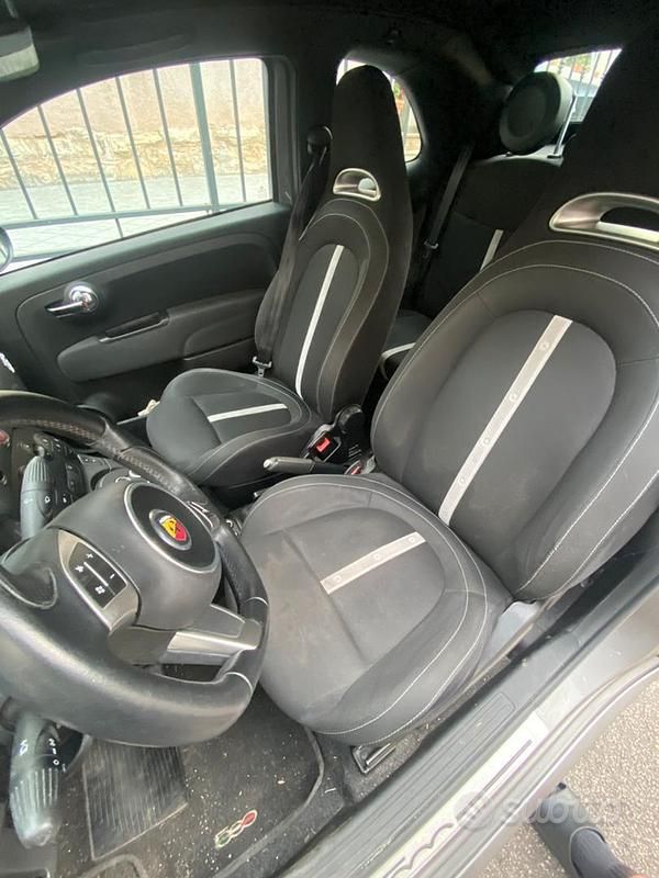 Usata Abarth 500C 135 CV (99 kW) 2012 Grigio Cabrio
