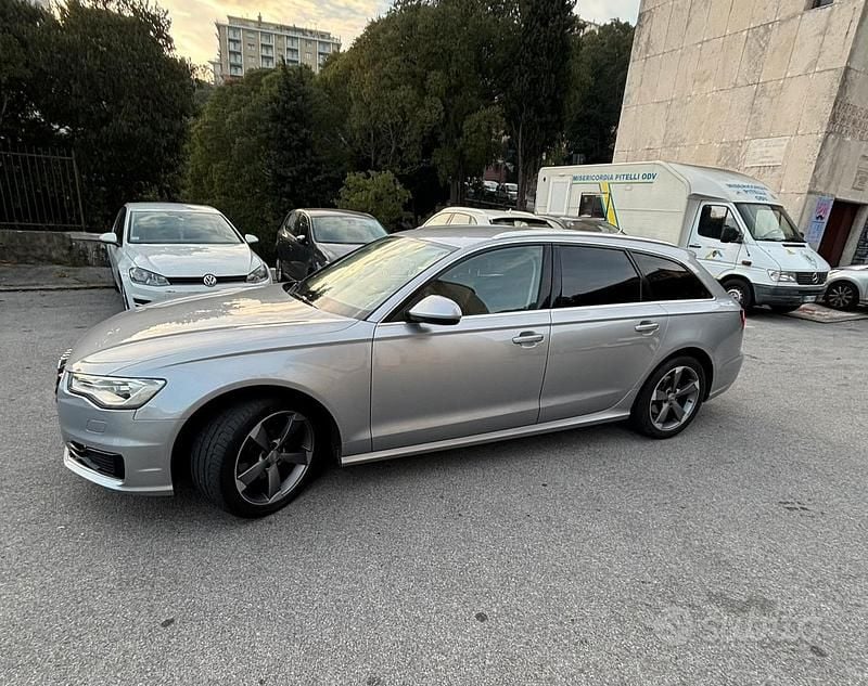 Usado Audi A6 190 CV (139 kW) 2015 Gris Familiar