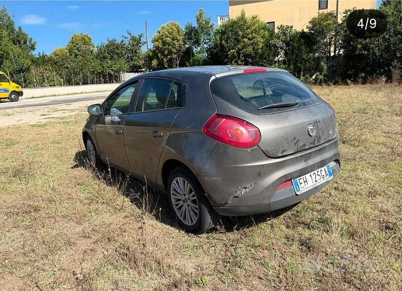 Usata Fiat Bravo 105 CV (77 kW) 2011 Grigio Utilitaria