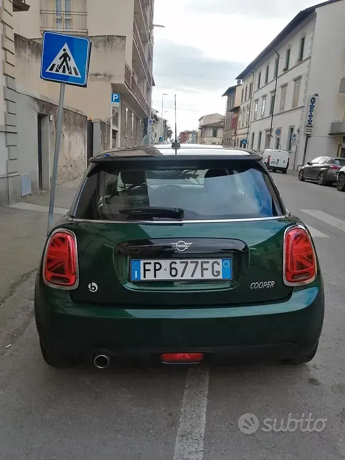 Usata Mini Cooper 136 CV (100 kW) 2018 Verde Utilitaria