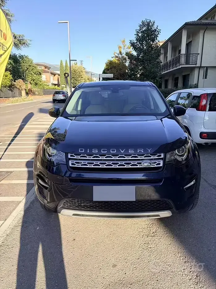 Second-hand Land Rover Discovery Sport HSE 179 CP (131 kW) 2019 Albastru SUV