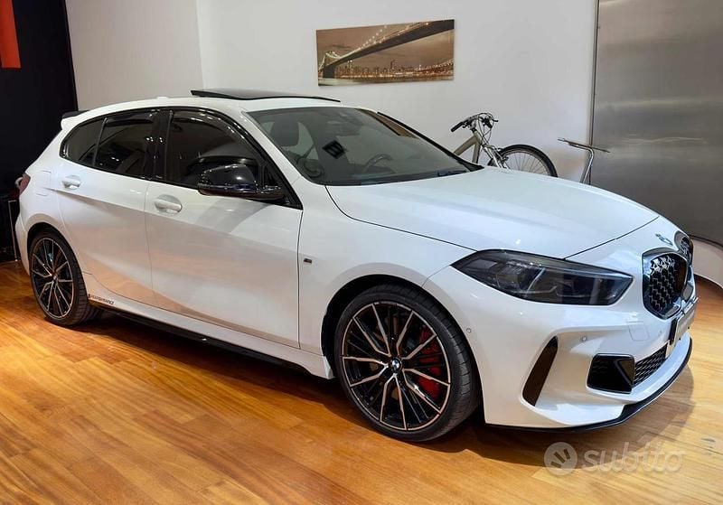 Usata BMW M135 Efficient Dynamics 305 CV (224 kW) 2024 Bianco Utilitaria