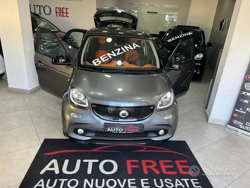 Usata Smart ForFour Edition #1 70 CV (51 kW) 2015 Grigio Utilitaria