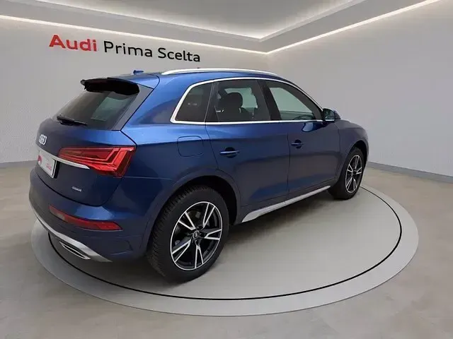 Usata Audi Q5 S-Line 204 CV (150 kW) 2024 Blu navarra metallizzato SUV