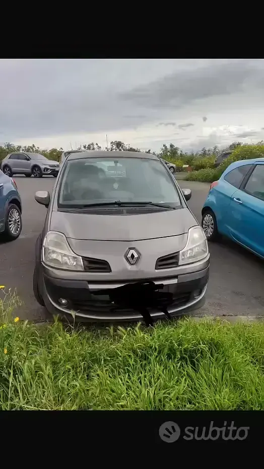 Usata Renault Modus 58 CV (42 kW) 2008 Grigio Monovolume