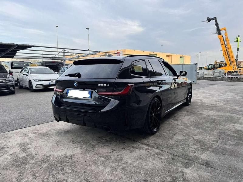 Begagnad BMW 330 M Sport 286 HK (210 kW) 2023 Svart Kombi