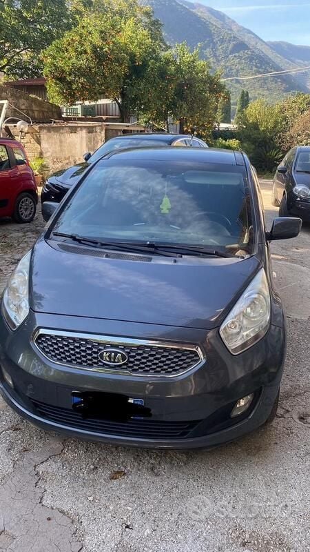 Usata 2011 Kia Venga Due volumi | 5000 € (Buon prezzo) - Immagine 1/4