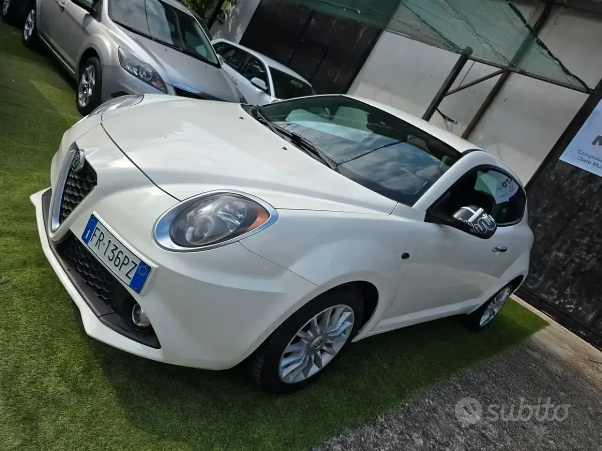Begagnad Alfa Romeo MiTo 78 HK (57 kW) 2018 Beige Halvkombi