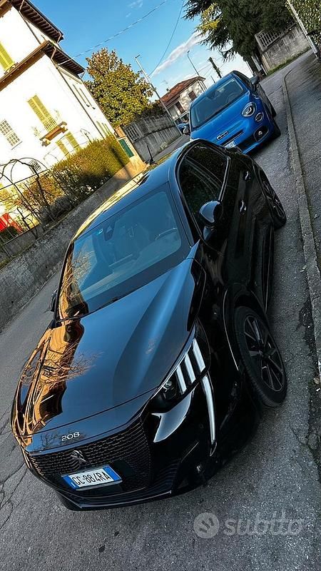 Usata Peugeot 208 GTi 100 kW (136 CV) 2021 Nero Utilitaria