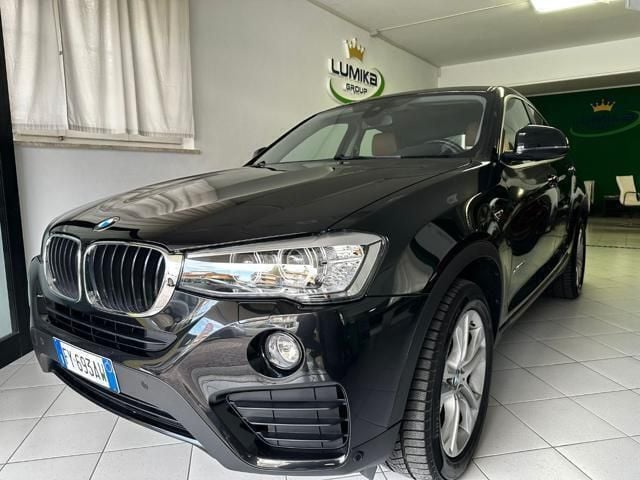 Usata BMW X4 Advantage 190 CV (139 kW) 2019 Nero metallizzato SUV