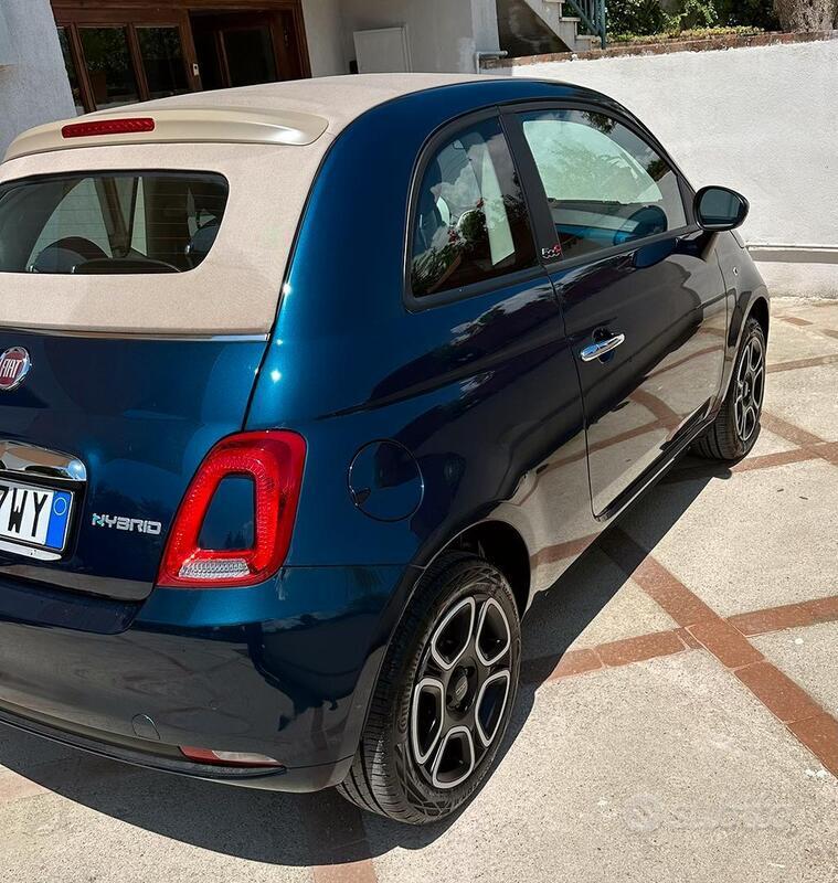 Usato 2022 Fiat 500C 1.0 El_Hybrid 58 CV (15.900 €)