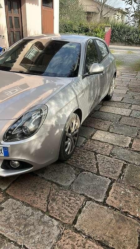 Usata Alfa Romeo Giulietta Distinctive 105 CV (77 kW) 2015 Utilitaria