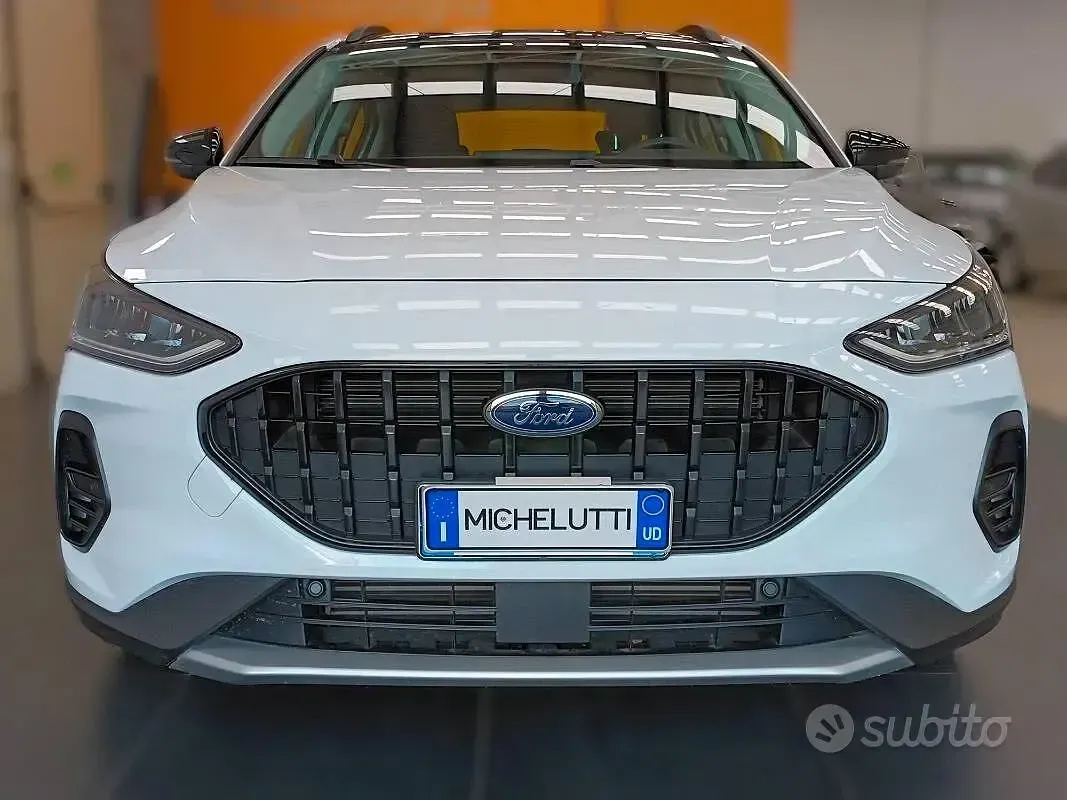 Begagnad Ford Focus Active 125 HK (91 kW) 2023 Vit SUV