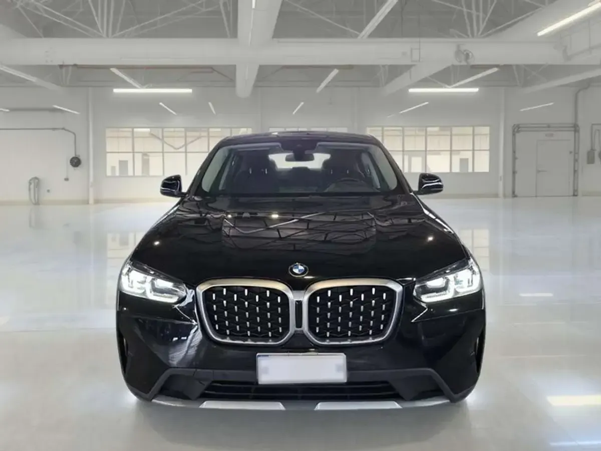 Usata BMW X4 190 CV (139 kW) 2023 Nero SUV