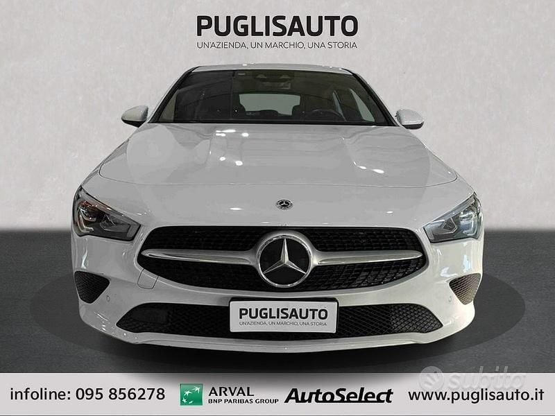 Usata Mercedes CLA180 Business 116 CV (85 kW) 2021 Bianco Berlina