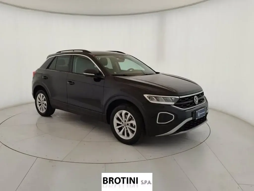 Usata VW T-Roc Edition 150 CV (110 kW) 2024 Nero metallizzato SUV