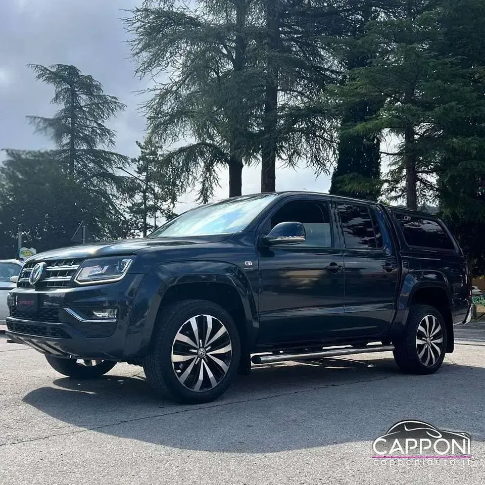 Usata VW Amarok Aventura 224 CV (164 kW) 2017 Blu Pick-up