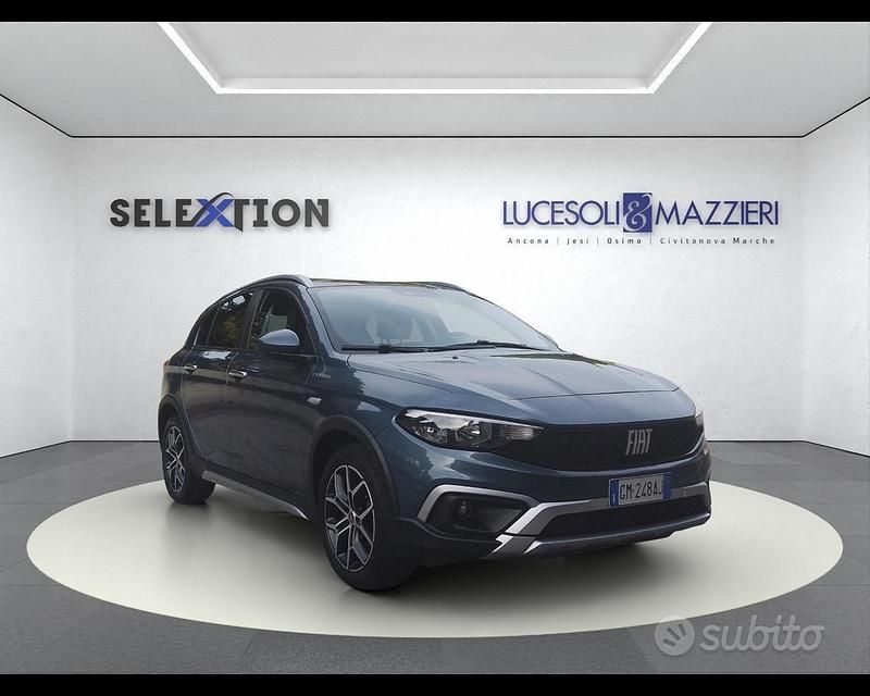 Usata Fiat Tipo Cross 131 CV (96 kW) 2023 Blu Berlina