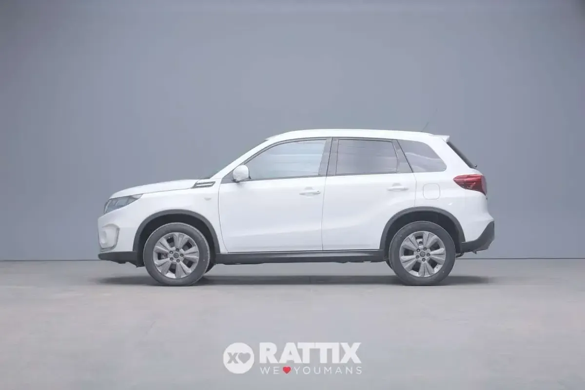 Usata Suzuki Vitara Cool 129 CV (94 kW) 2024 Bianco SUV