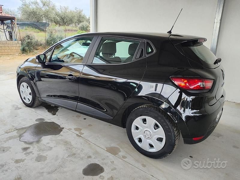 Usata Renault Clio IV 75 CV (55 kW) 2013 Nero Berlina
