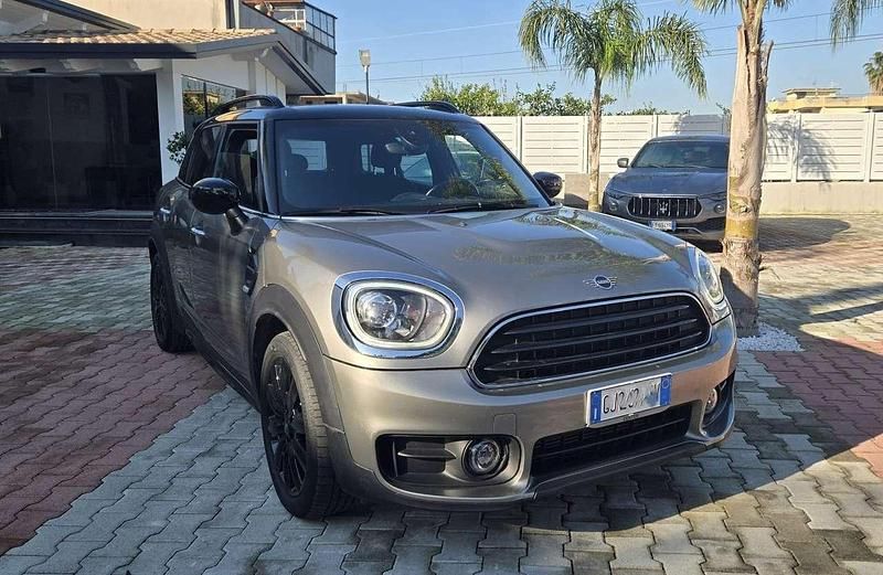 Usata Mini Cooper Countryman Business 136 CV (100 kW) 2020 Grigio SUV
