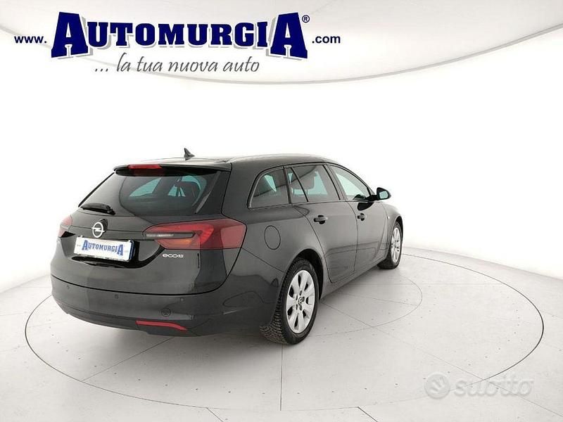 Usata Opel Insignia Cosmo 140 CV (102 kW) 2015 Nero Station wagon