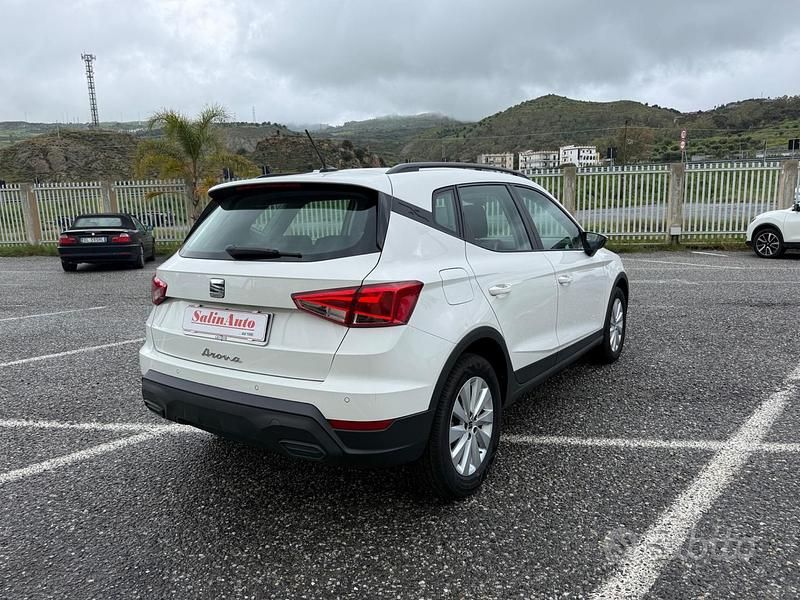 Usata Seat Arona Style 110 CV (80 kW) 2023 Bianco SUV