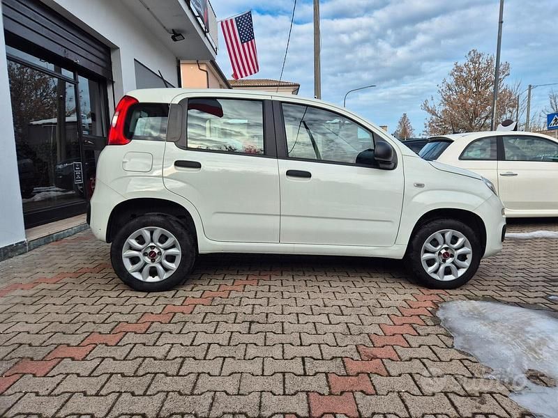 Usata Fiat Panda Easy 71 CV (52 kW) 2020 Bianco Berlina