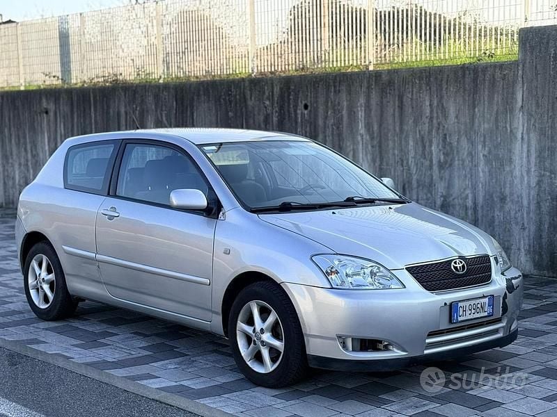 Usata Toyota Corolla 110 CV (80 kW) 2003 Other Berlina