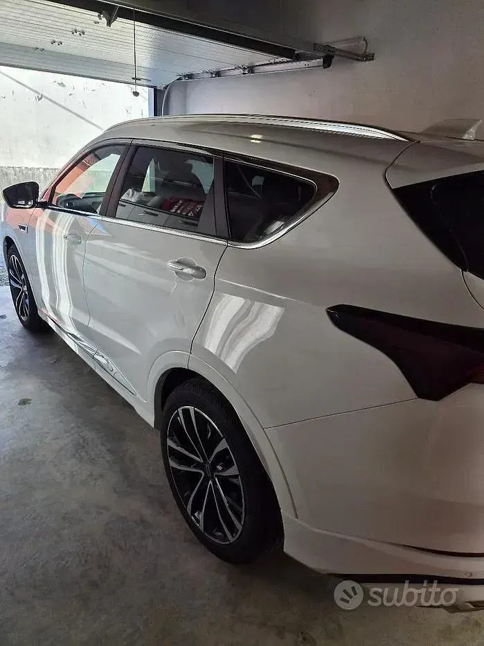Usata Sportequipe 7 GTW 186 CV (136 kW) 2025 Bianco SUV