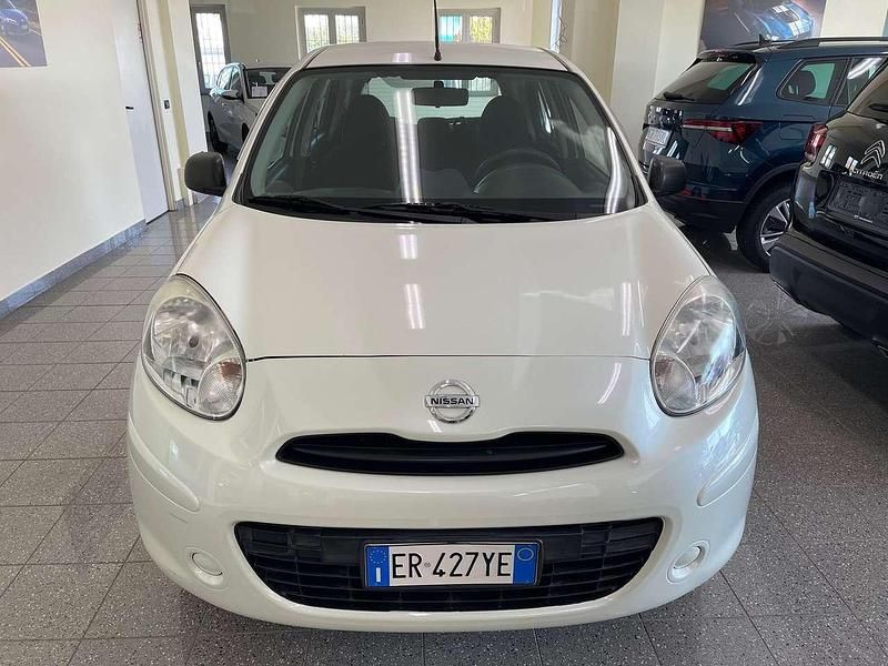 Usata Nissan Micra Visia 69 CV (50 kW) 2013 Bianco Utilitaria