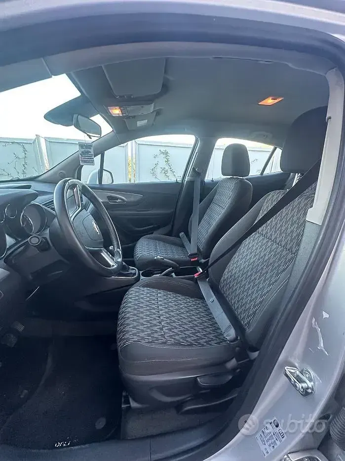 Usata Opel Mokka 140 CV (102 kW) 2015 Grigio SUV