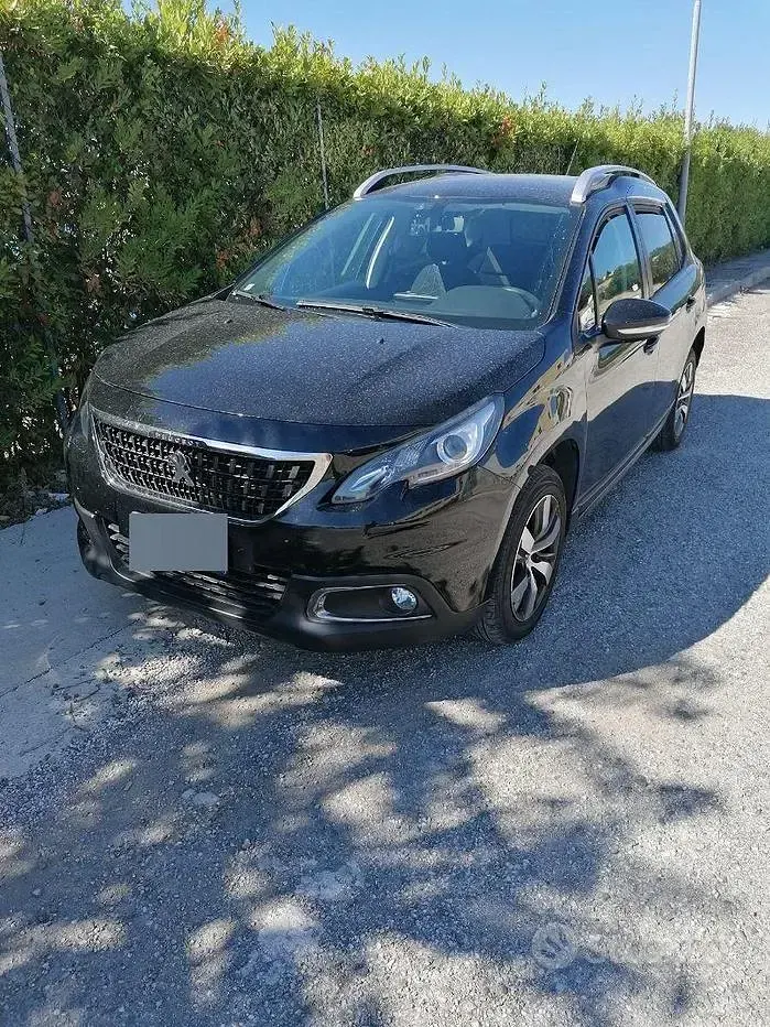 Usata Peugeot 2008 75 CV (55 kW) 2018 Nero SUV