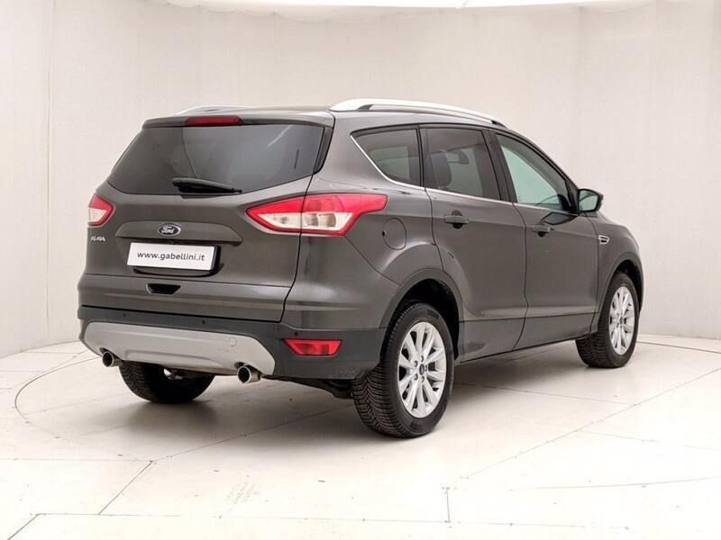 Usata Ford Kuga Titanium 150 CV (110 kW) 2015 Grigio SUV