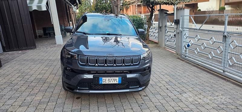 Usata Jeep Compass 131 CV (96 kW) 2021 Grigio SUV
