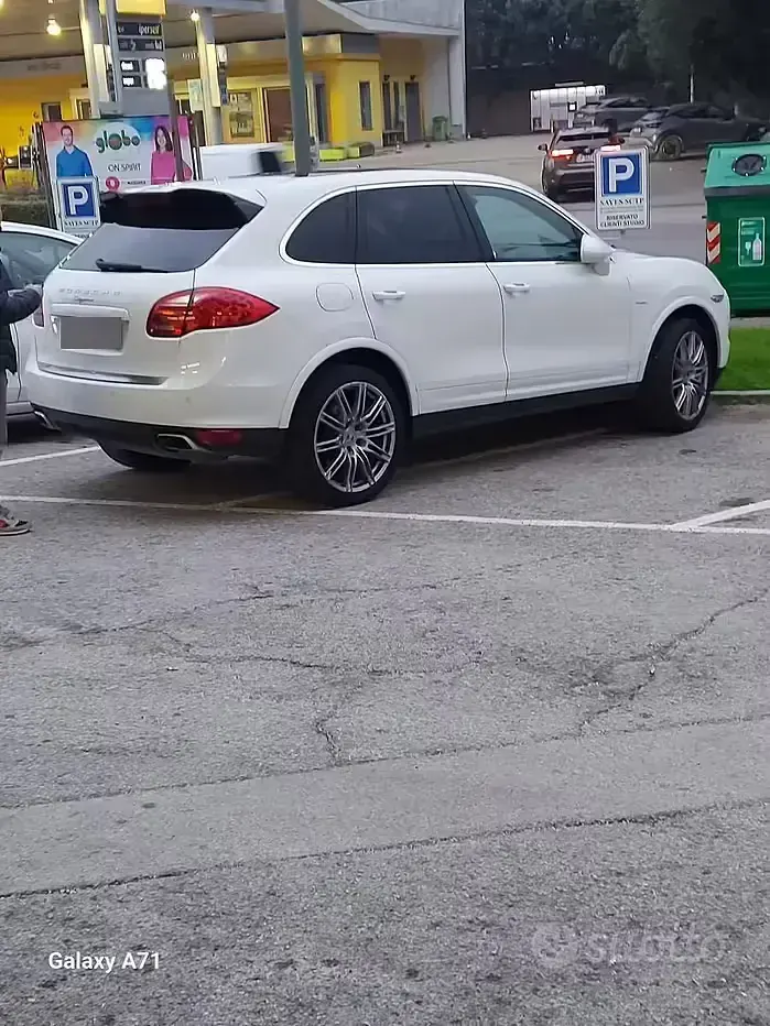 Usata Porsche Cayenne 245 CV (180 kW) 2013 Bianco SUV