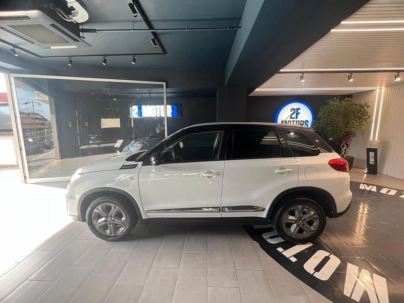 Usata Suzuki Vitara 120 CV (88 kW) 2017 Bianco SUV