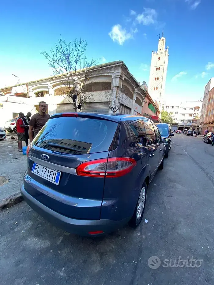 Usata Ford S-MAX 203 CV (149 kW) 2014 Grigio Monovolume