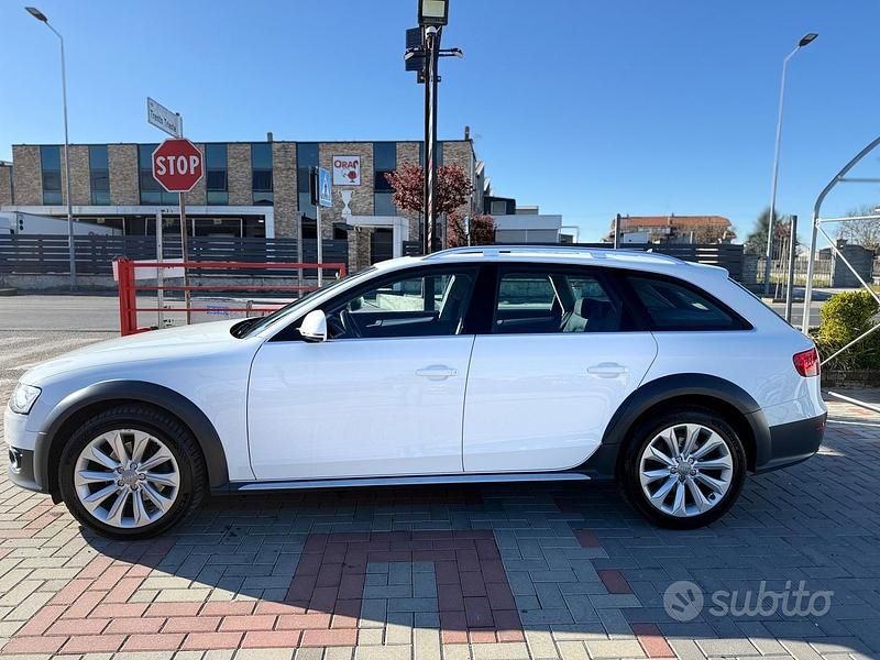 Usata Audi A4 Allroad Business 190 CV (139 kW) 2014 Bianco Station wagon